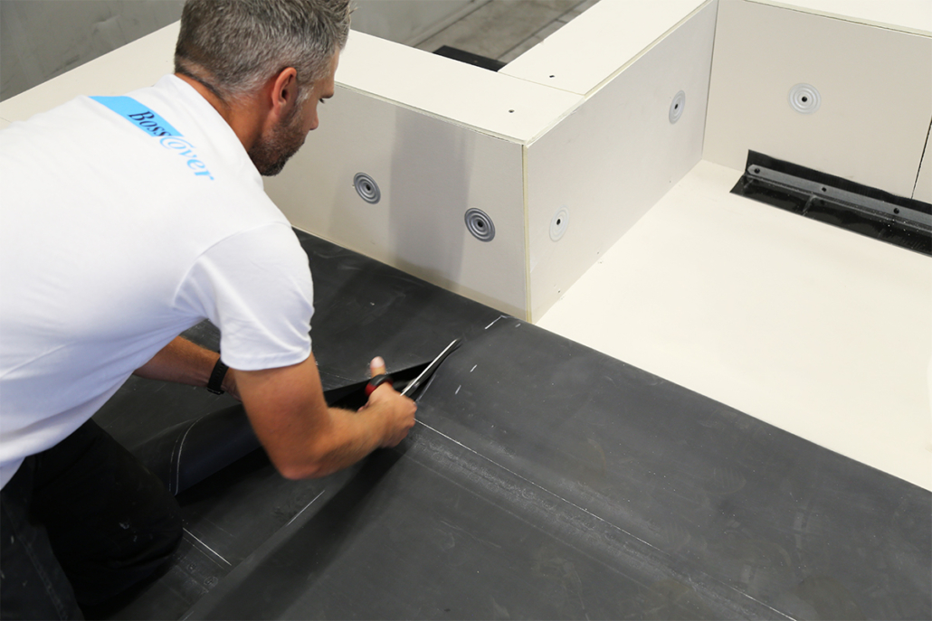 https://sakol.staging.planb.nl/content/uploads/2026/03/BossCover-EPDM-Mawipex-Sakol-1030x687-1.jpg